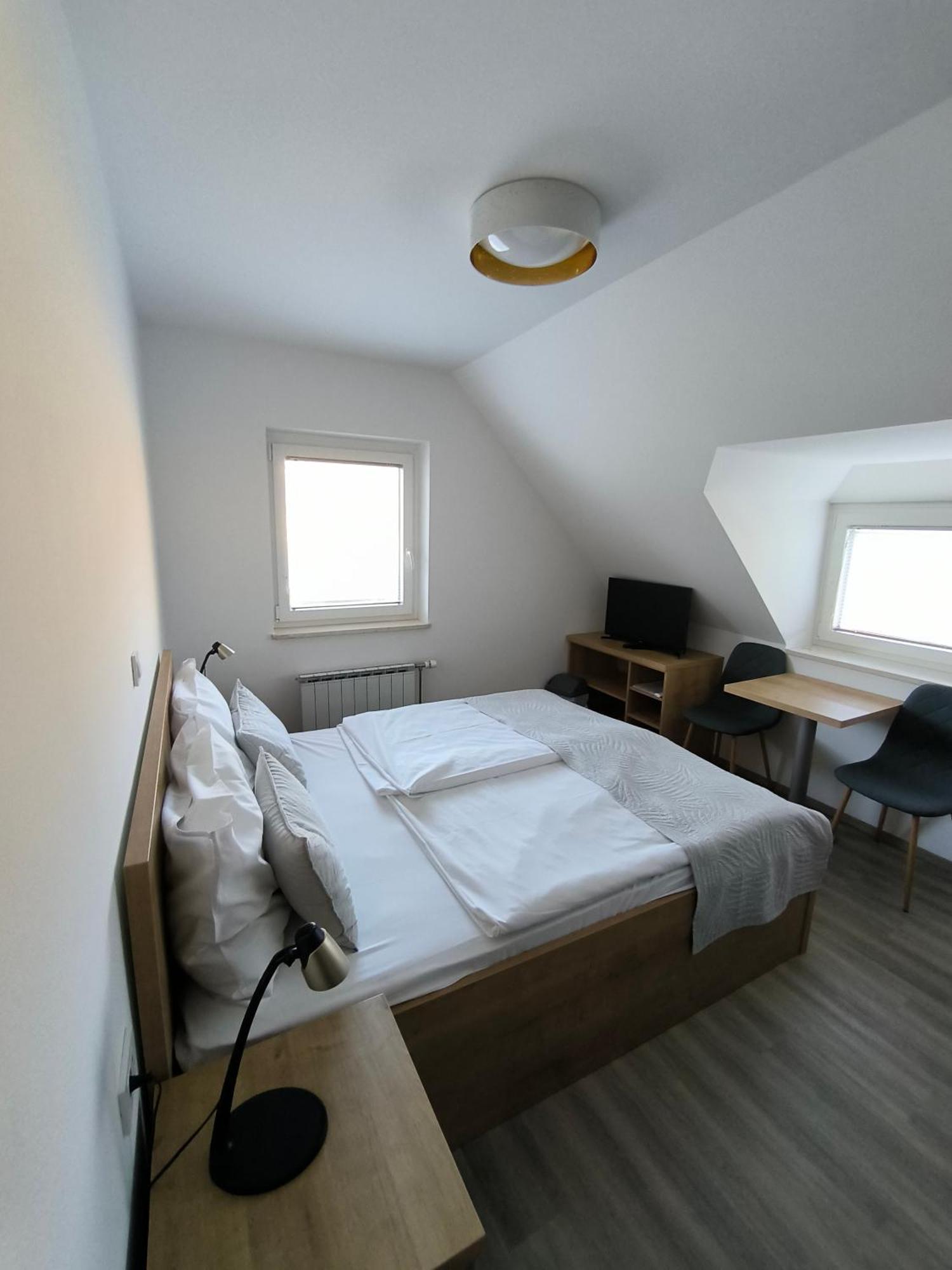 Guesthouse Haler Podcetrtek Esterno foto